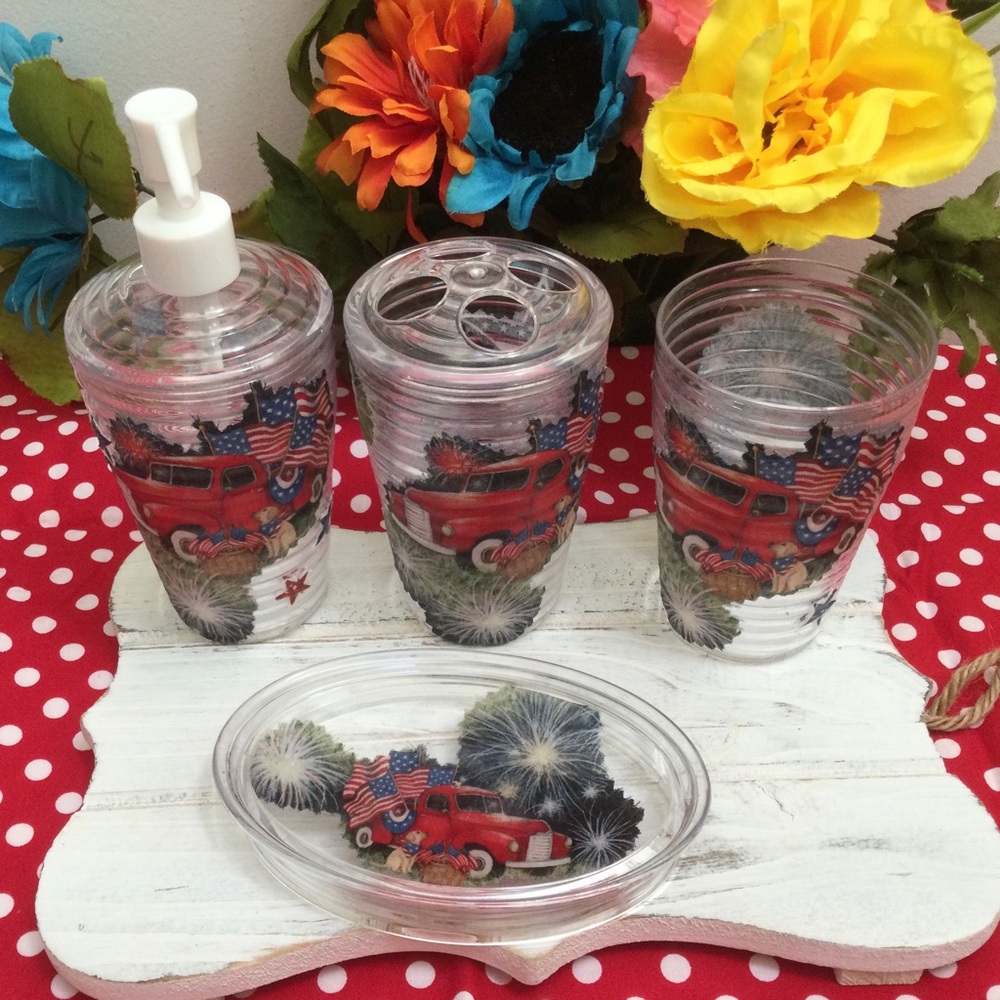Patriotic soap dispenser set/Patriotic toothbrush holder/drinking glass. 4pcs